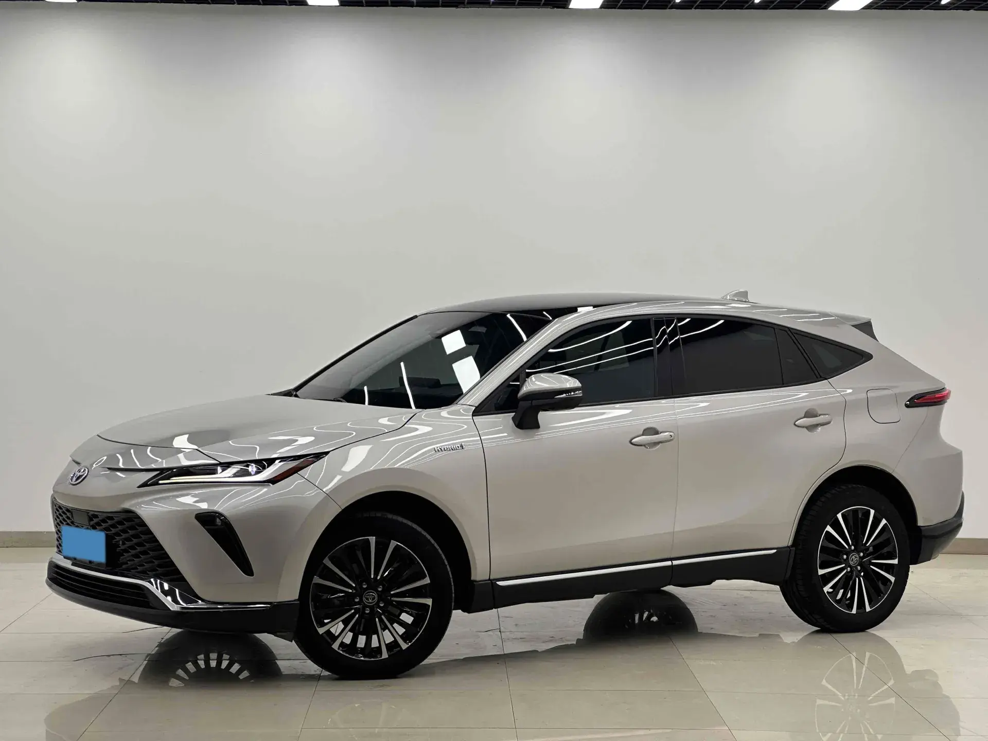 2022 TOYOTA VENZA view 1