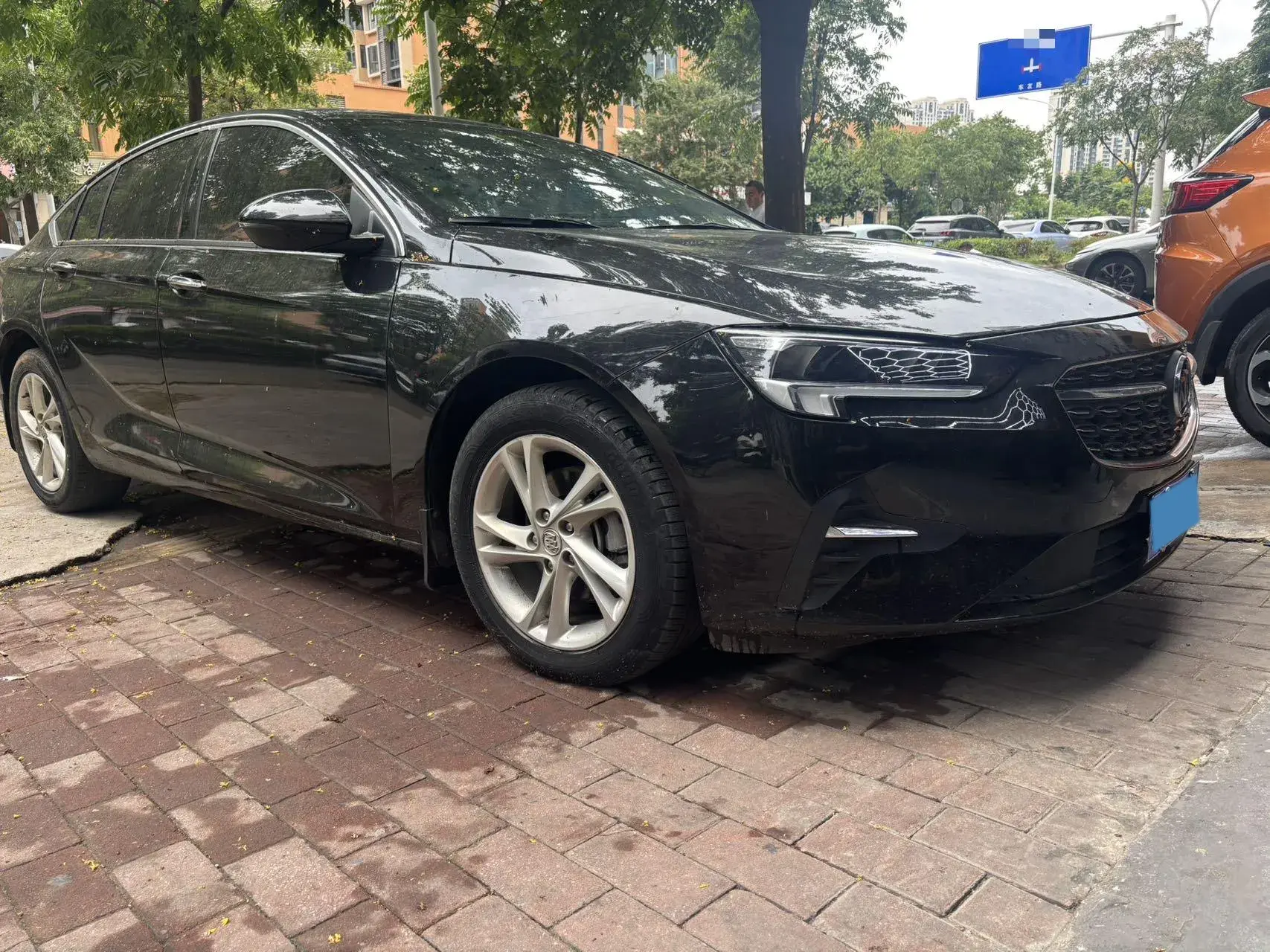 2022 BUICK REGAL thumbnail 2