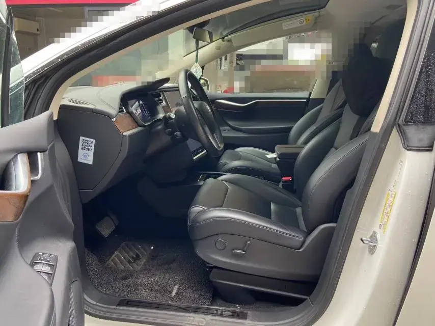 2017 TESLA MODEL thumbnail 4