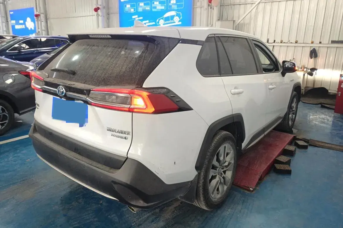 2021 TOYOTA WILDLANDER thumbnail 2