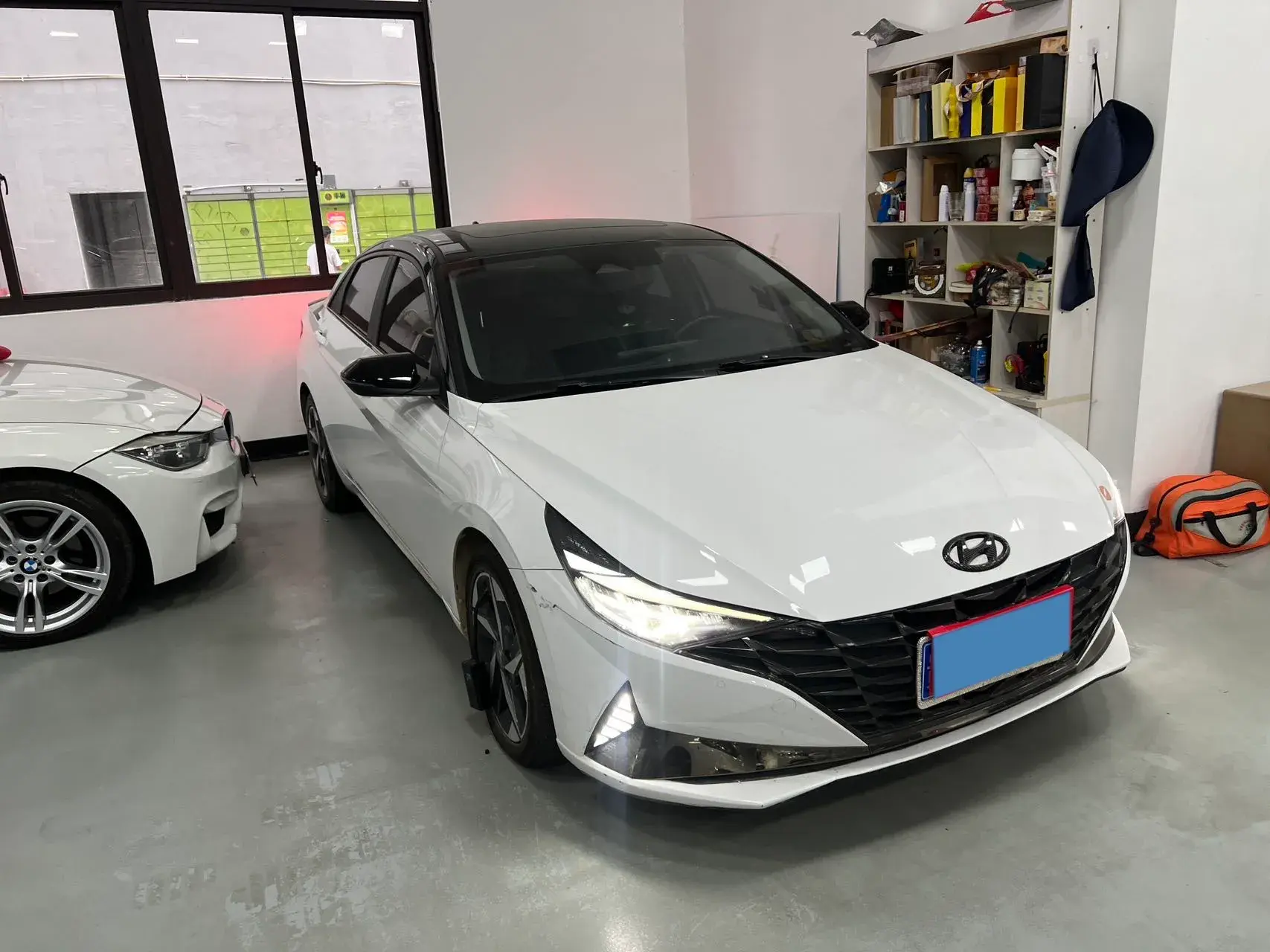 2021 HYUNDAI ELANTRA thumbnail 4