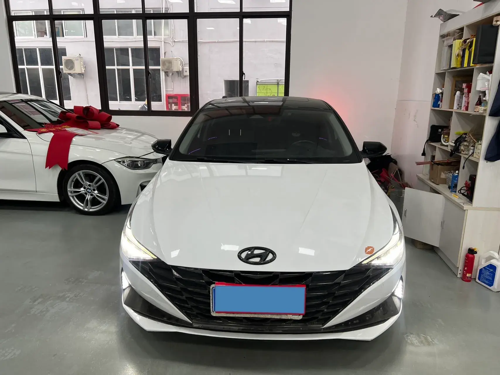 2021 HYUNDAI ELANTRA thumbnail 3