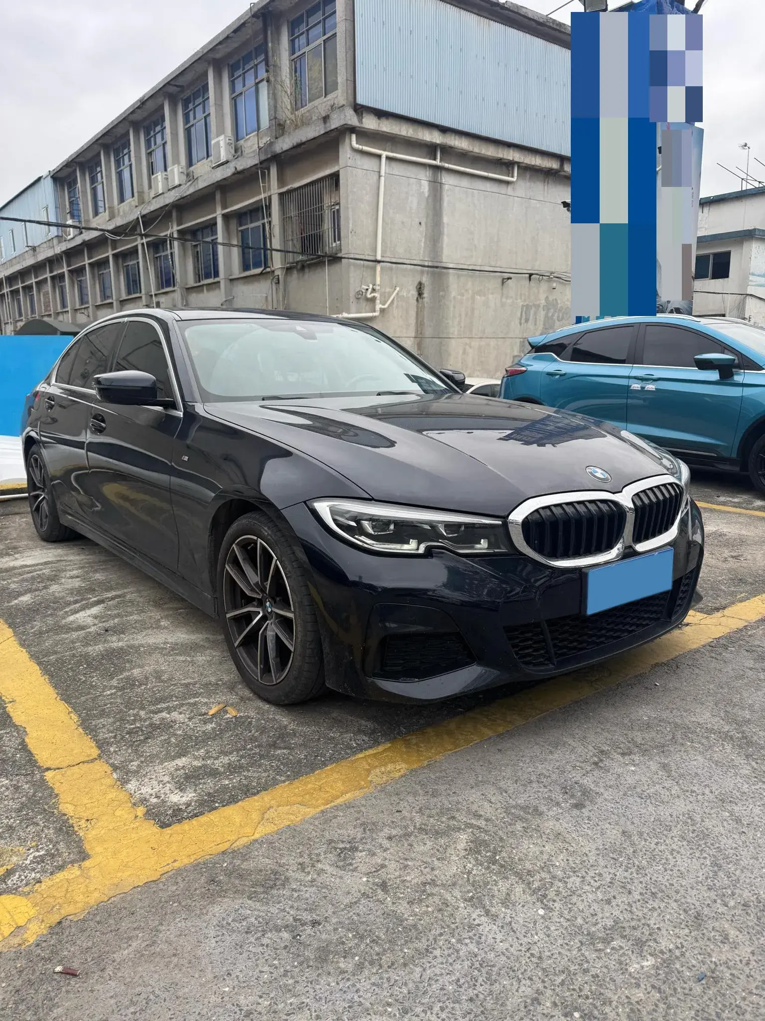 2022 BMW 3 thumbnail 3