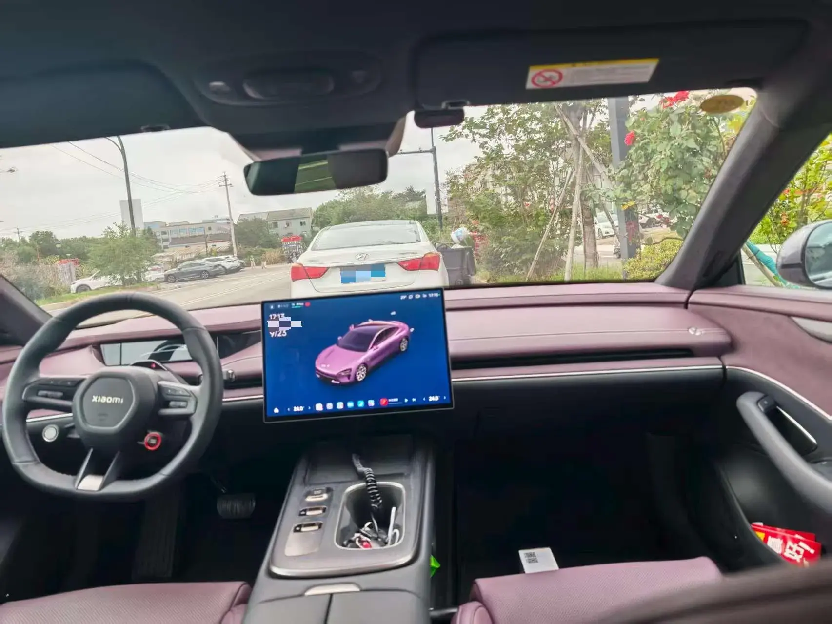 2024 MI SU7 thumbnail 3