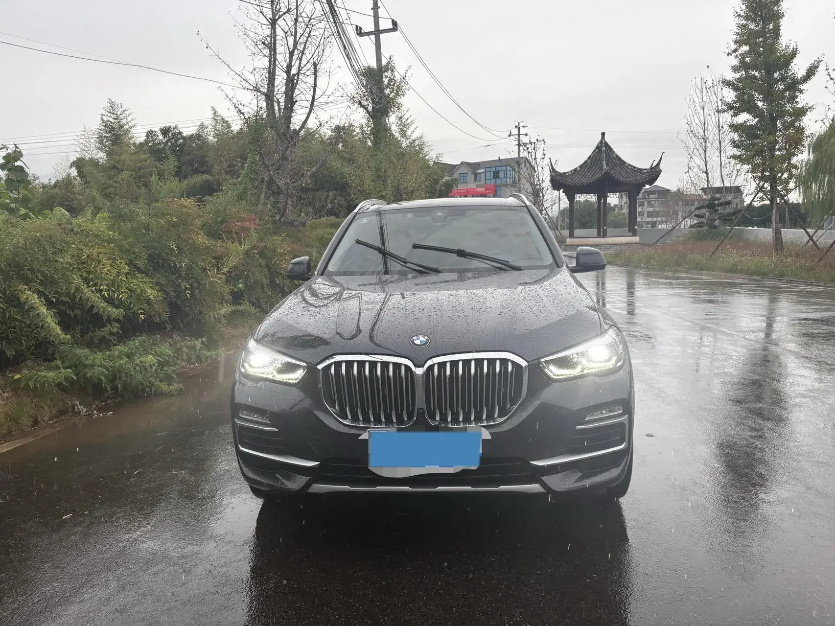 2020 BMW X5 thumbnail 3