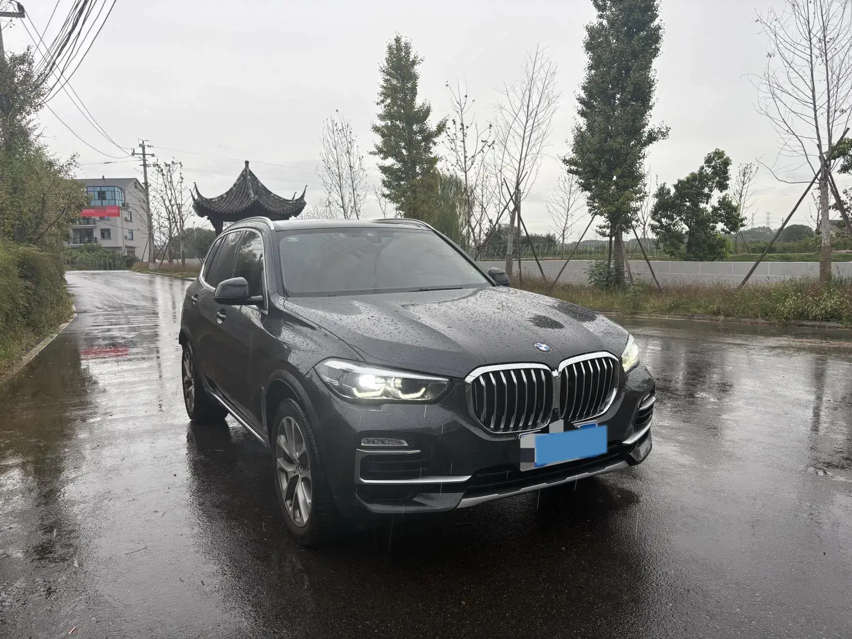 2020 BMW X5 thumbnail 2