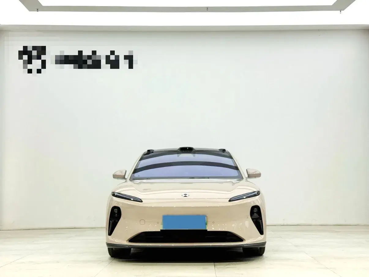 2024 NIO ET5 thumbnail 2