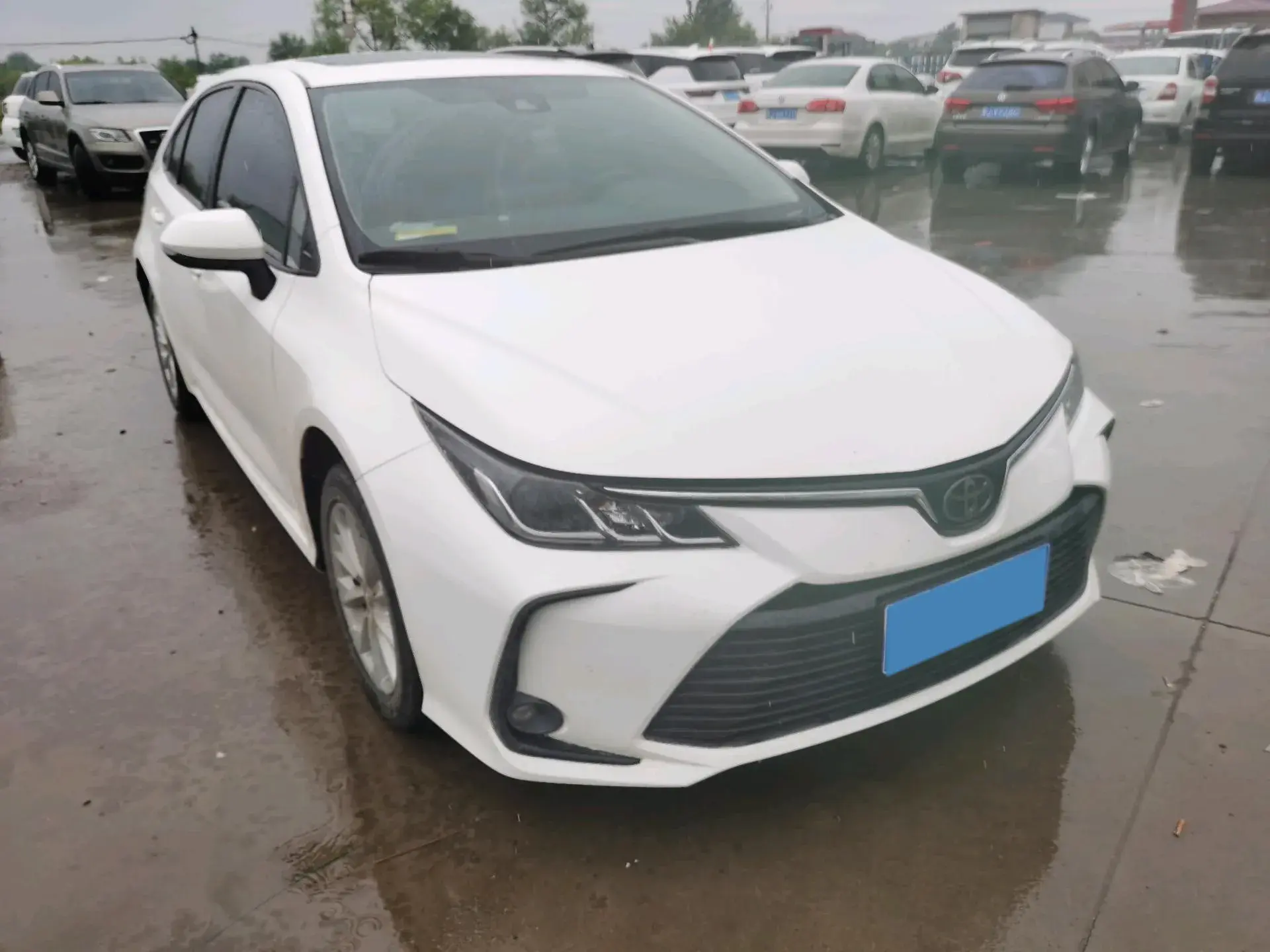 2021 TOYOTA COROLLA thumbnail 2