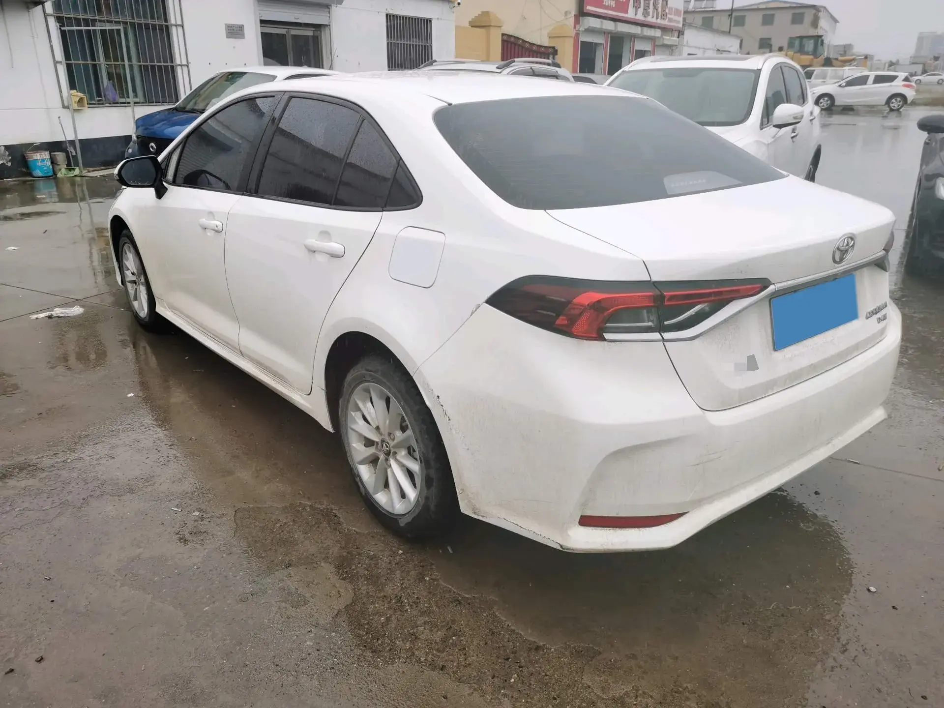 2021 TOYOTA COROLLA thumbnail 3