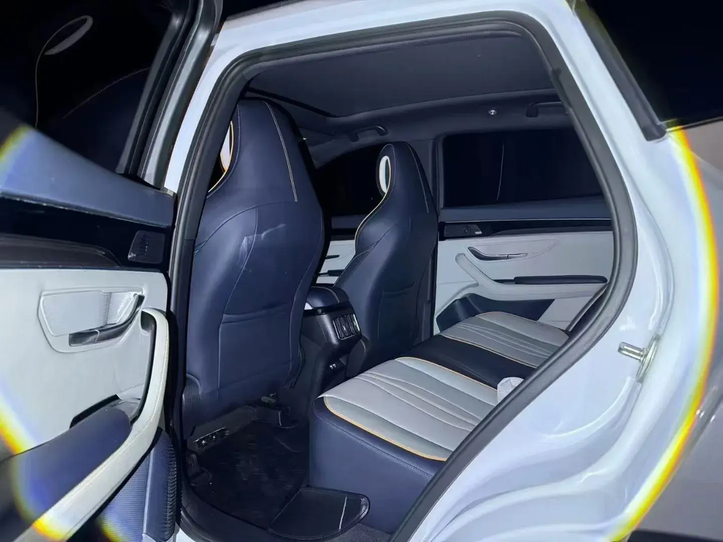 2022 BYD SONG thumbnail 3