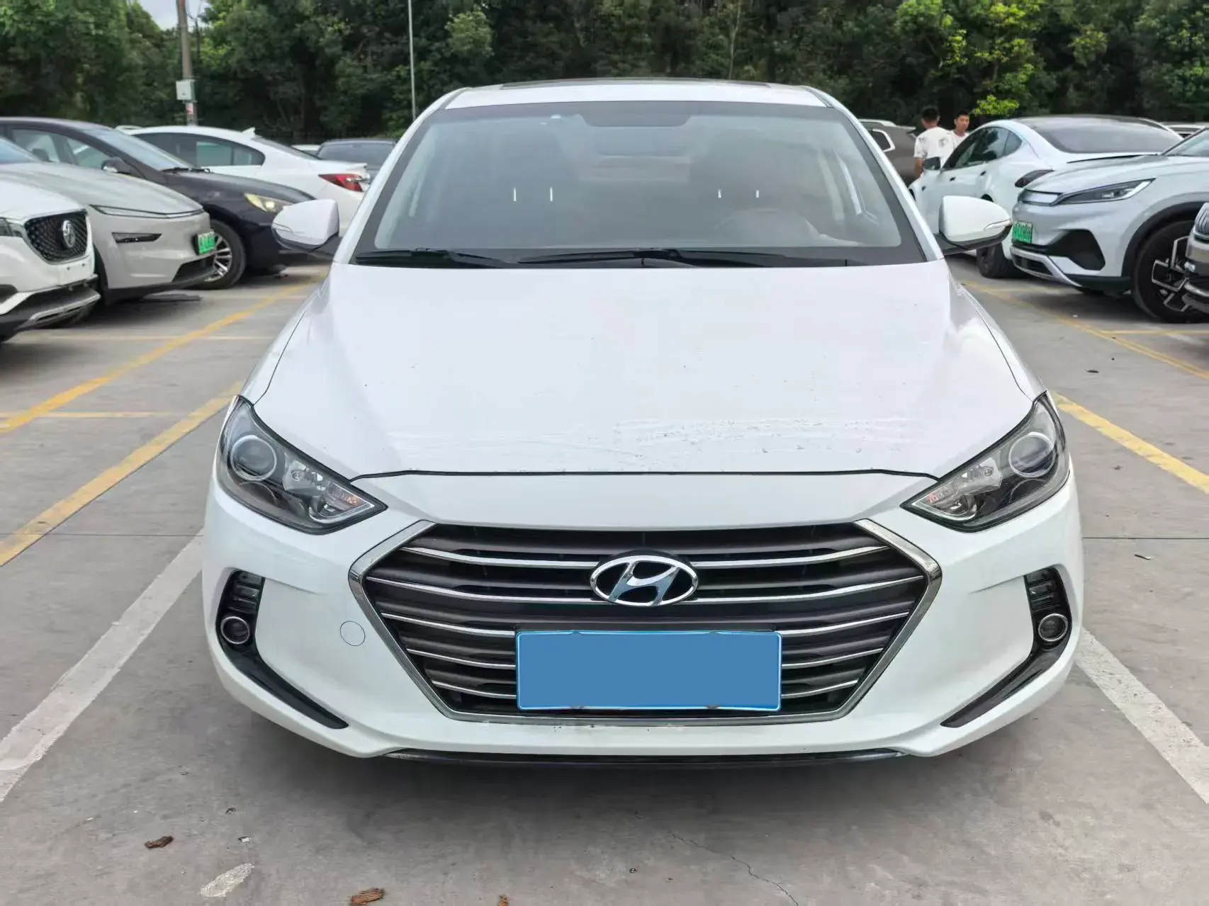 2018 HYUNDAI ELANTRA thumbnail 2