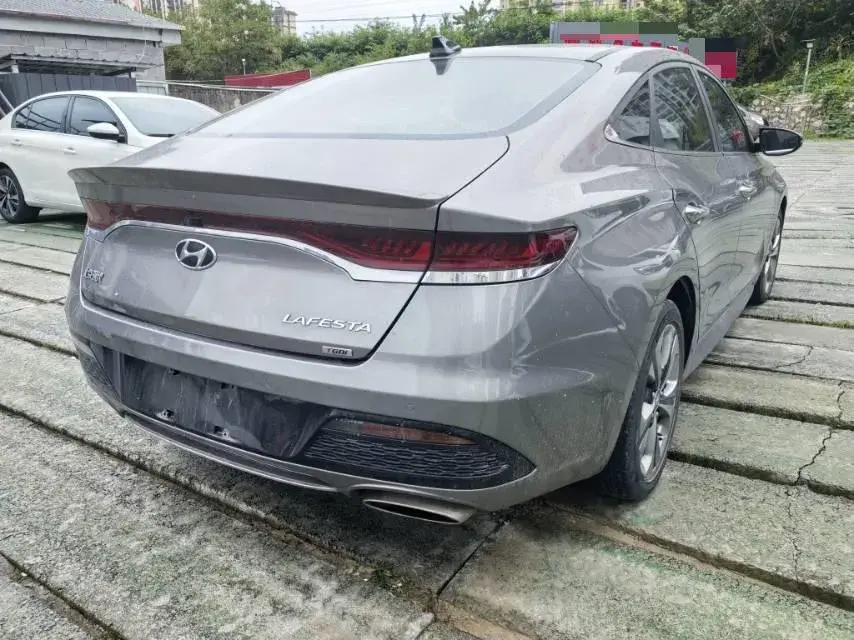 2019 HYUNDAI LA thumbnail 2