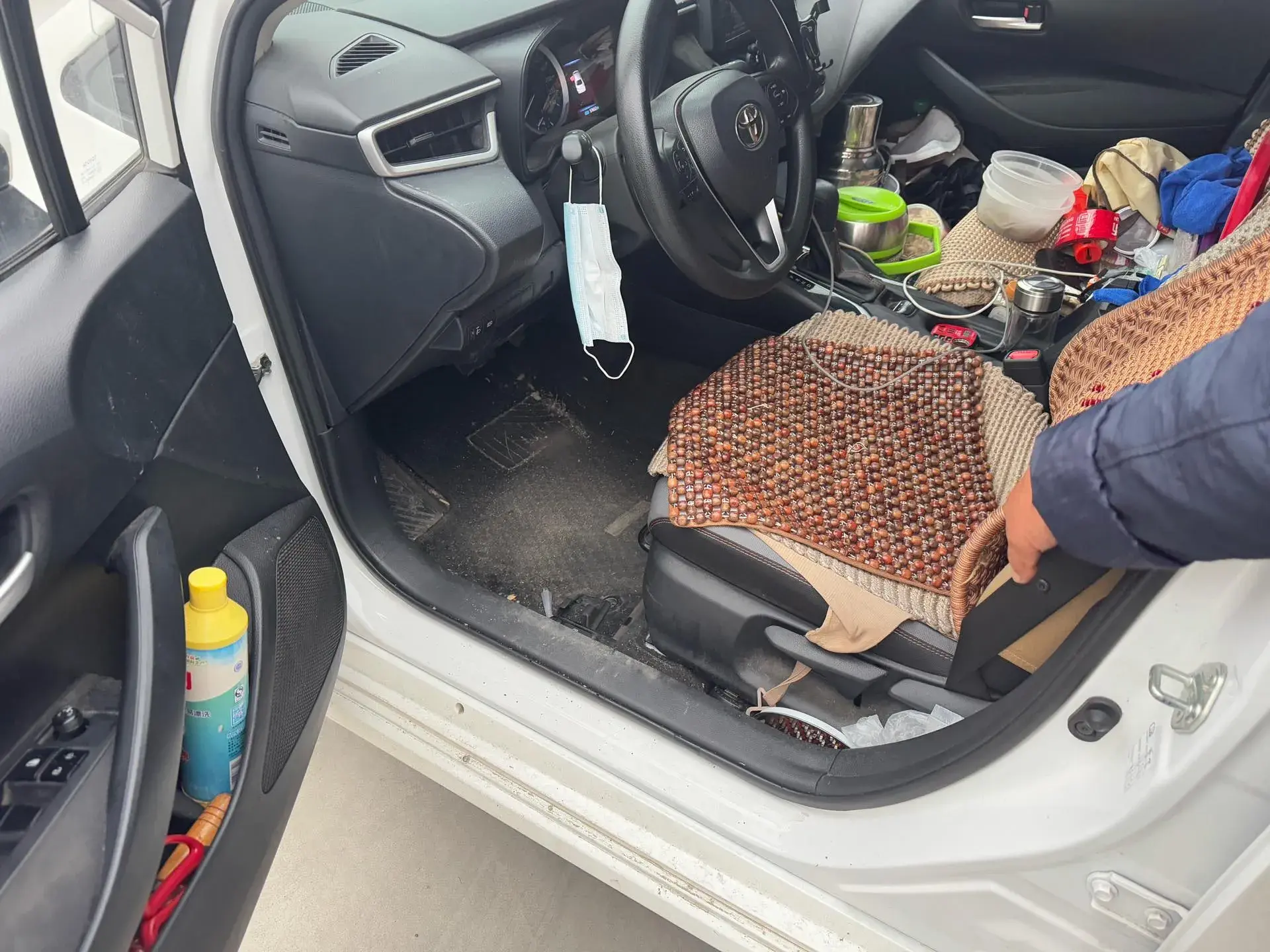 2023 TOYOTA COROLLA thumbnail 4