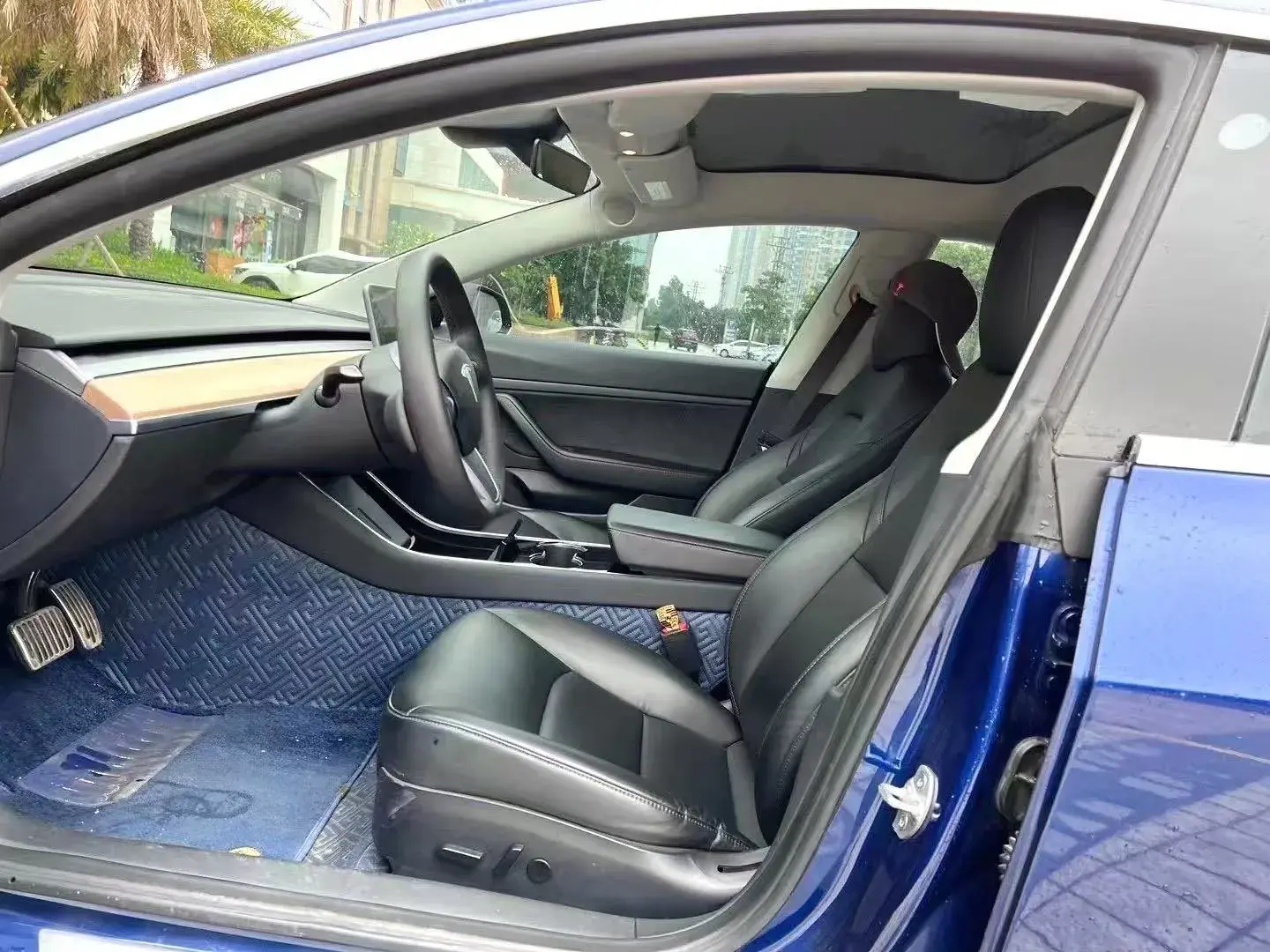 2020 TESLA MODEL thumbnail 3