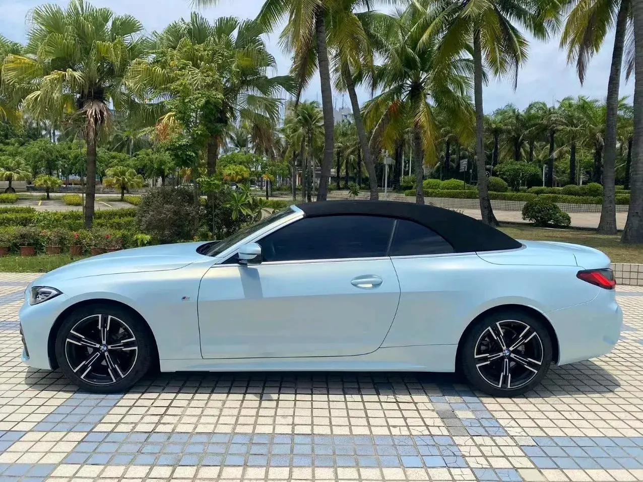 2022 BMW 4 thumbnail 2