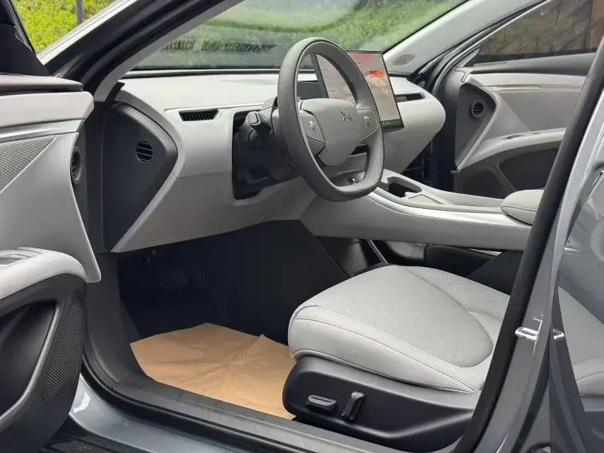 2024 XPENG MONA thumbnail 4