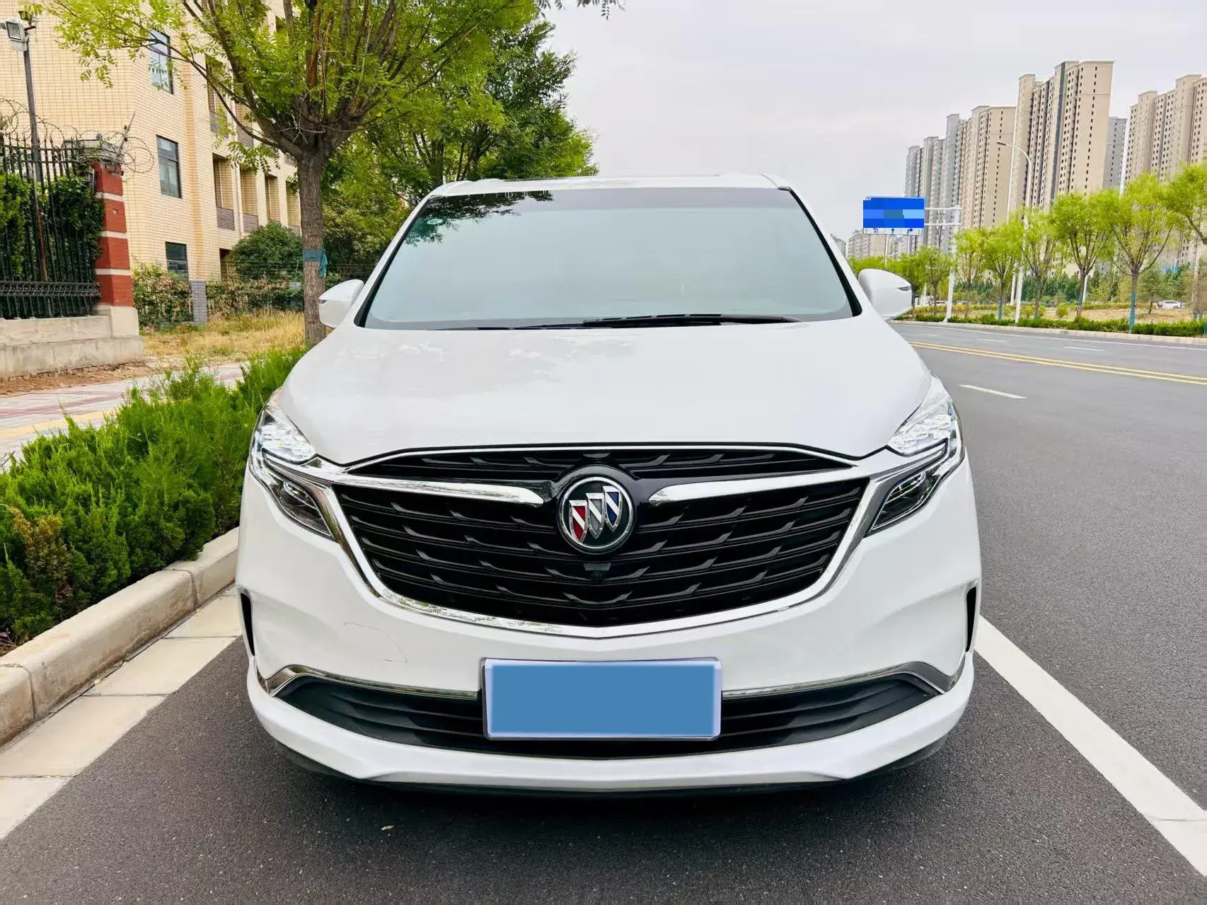 2022 BUICK GL8 thumbnail 2