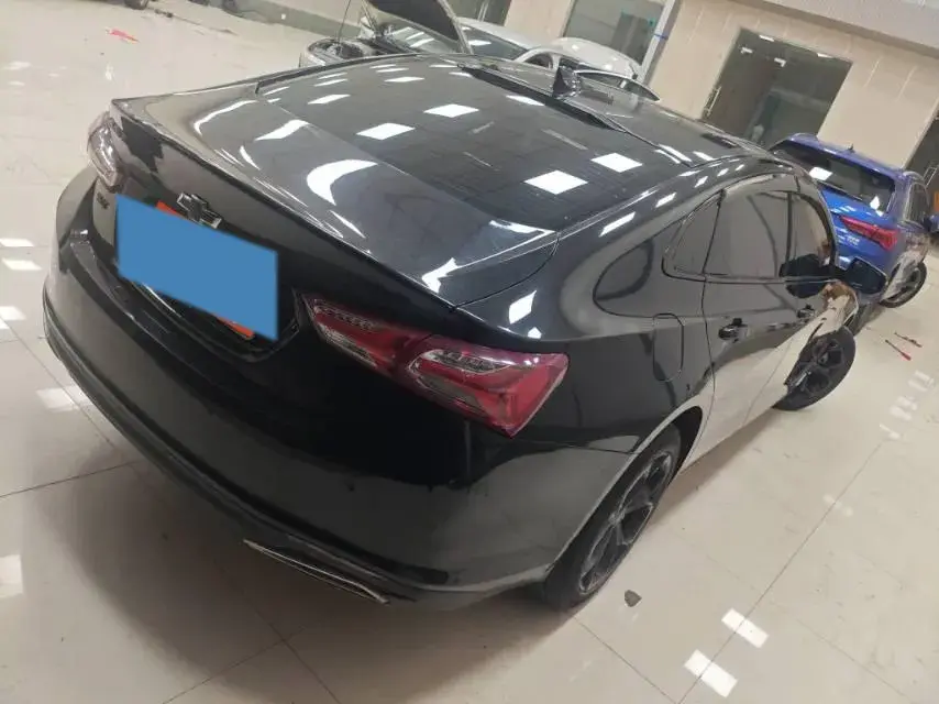 2020 CHEVROLET MALIBU thumbnail 2