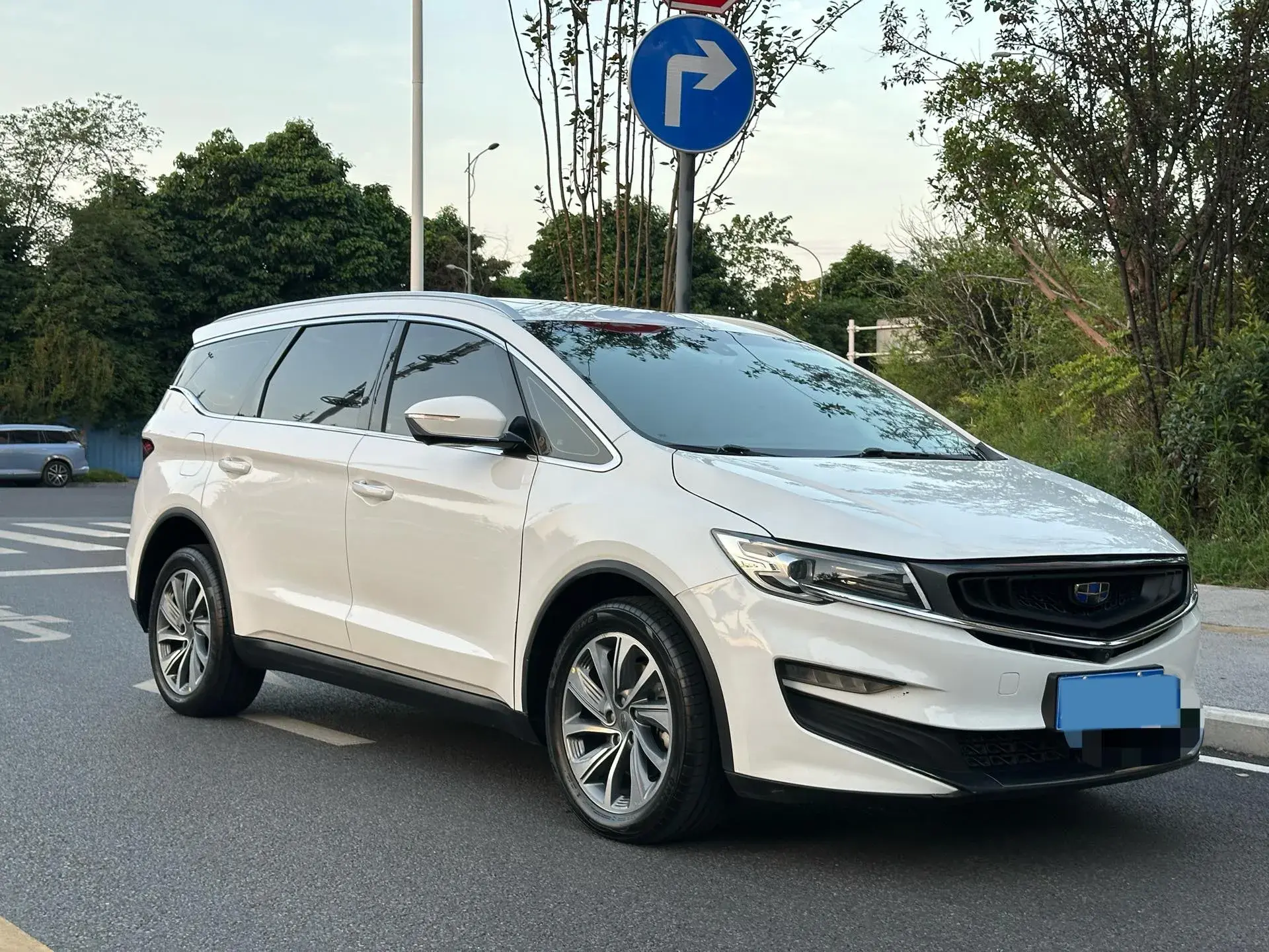 2019 GEELY JIAJI thumbnail 2