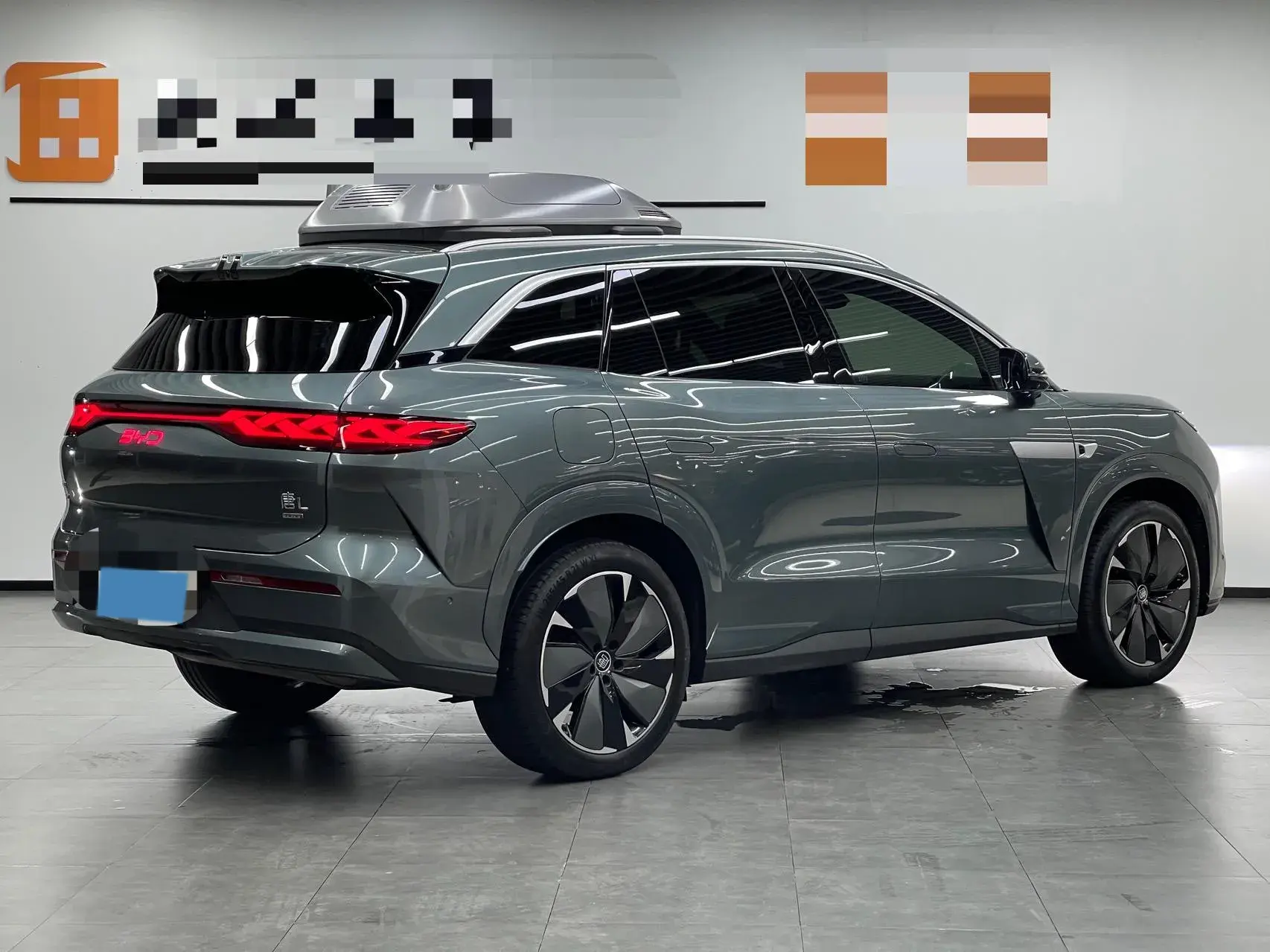 2025 BYD TANGL thumbnail 3