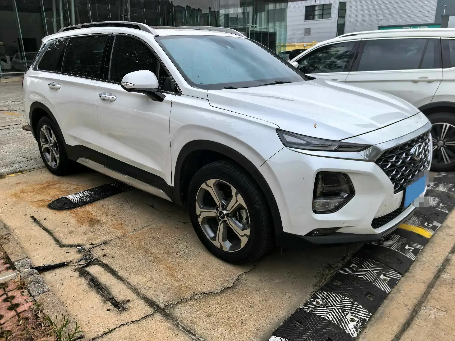 2020 HYUNDAI SANTAFE thumbnail 2