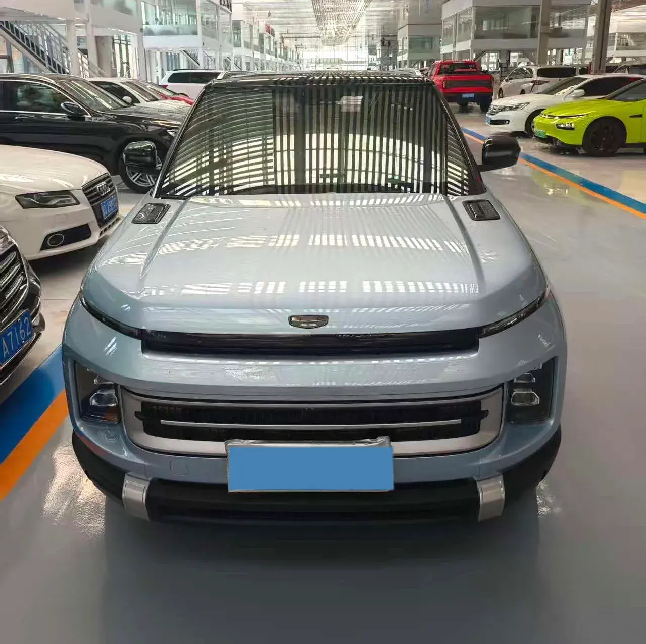 2023 GEELY ICON thumbnail 2