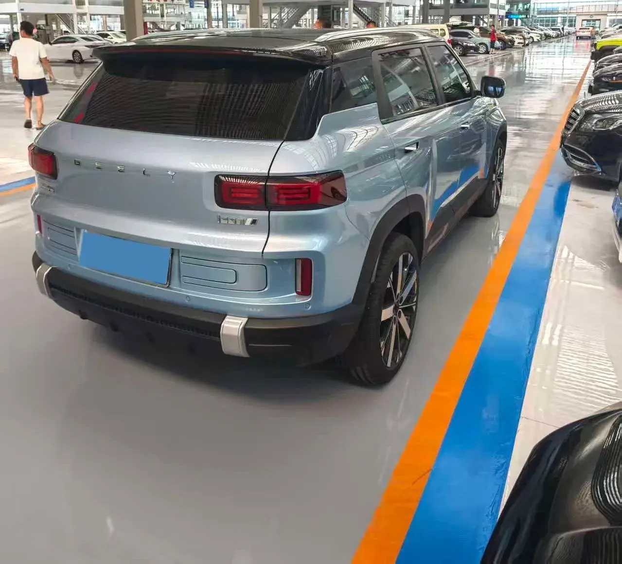 2023 GEELY ICON thumbnail 4