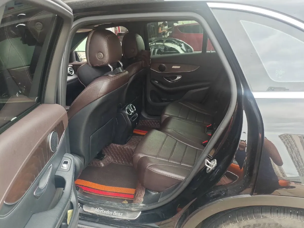 2020 Mercedes-Benz GLC Class 2.0T 197HP L4 9AT,autocango,china used car exporter,china ev exporter,chinese used car exporter,chinese used ev exporter