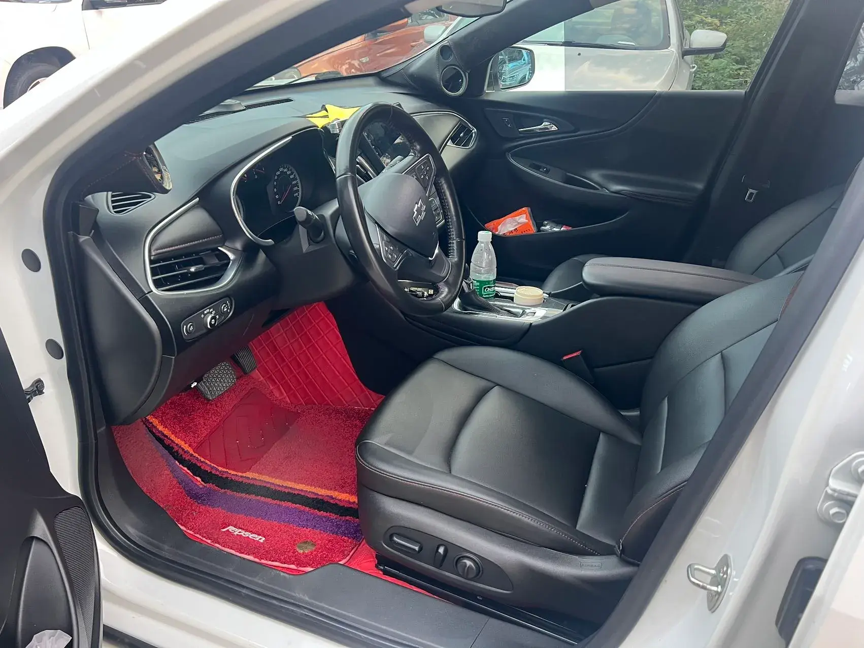 2021 CHEVROLET MALIBU thumbnail 2