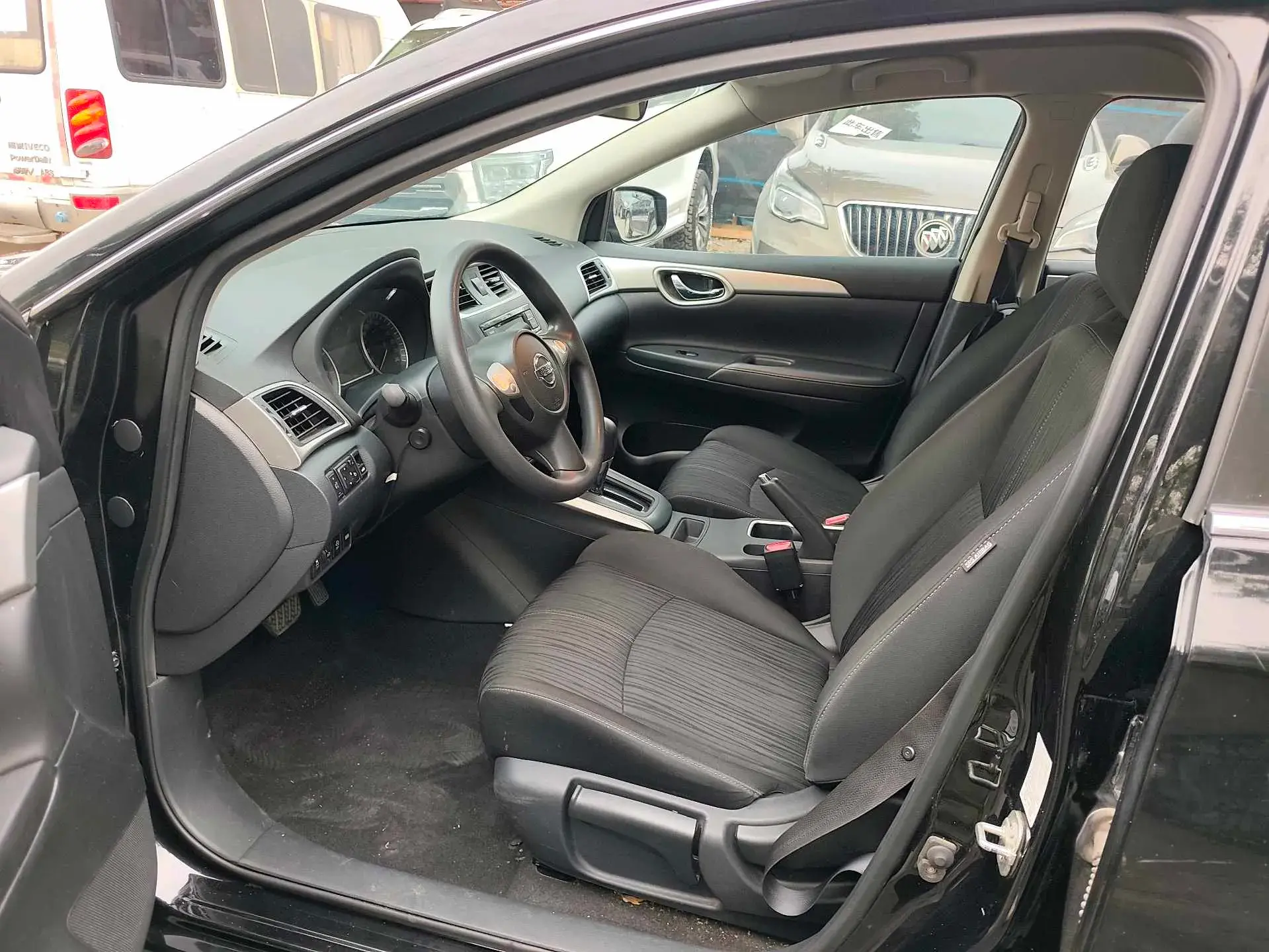 2022 NISSAN SYLPHY thumbnail 4