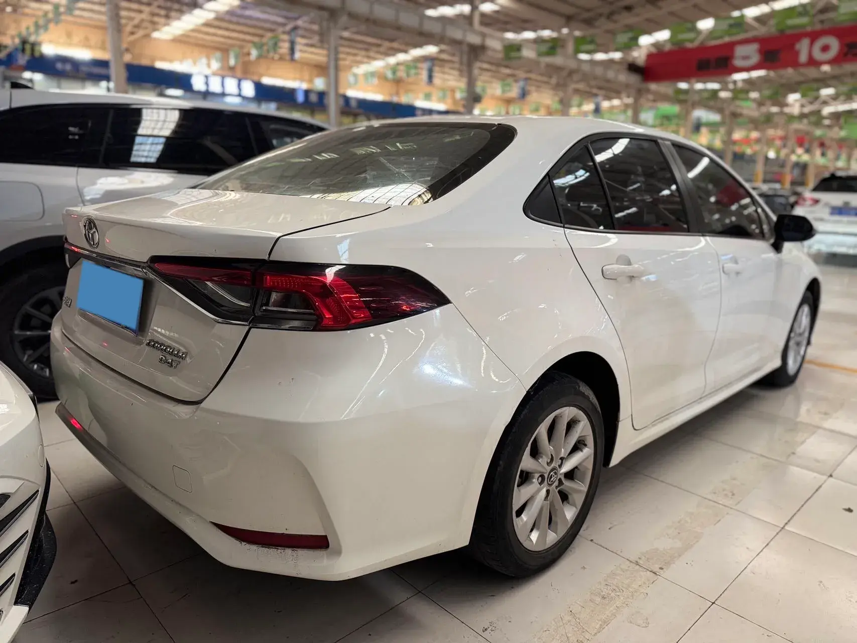 2021 TOYOTA COROLLA thumbnail 4