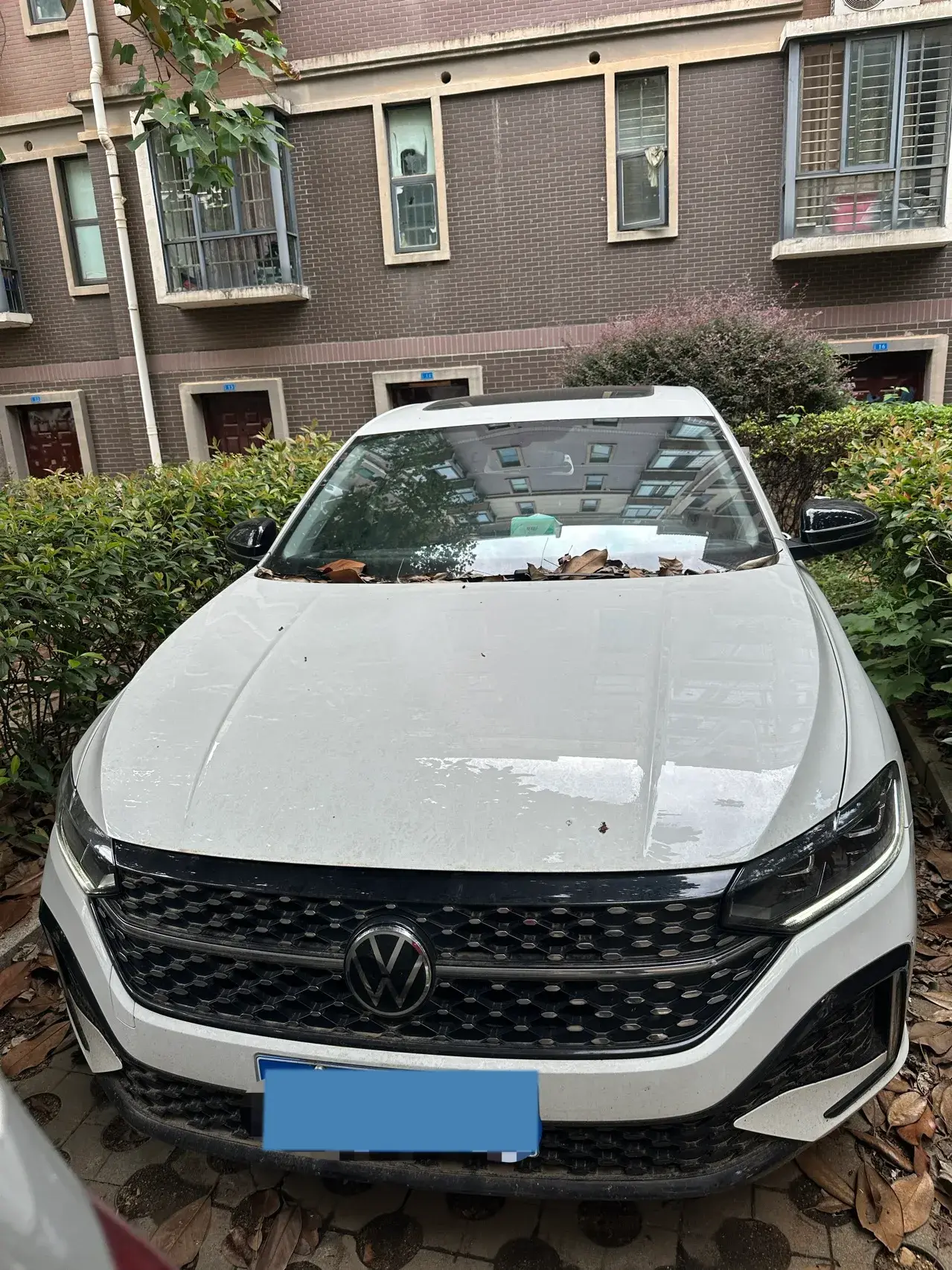 2023 VOLKSWAGEN LAVIDA thumbnail 2