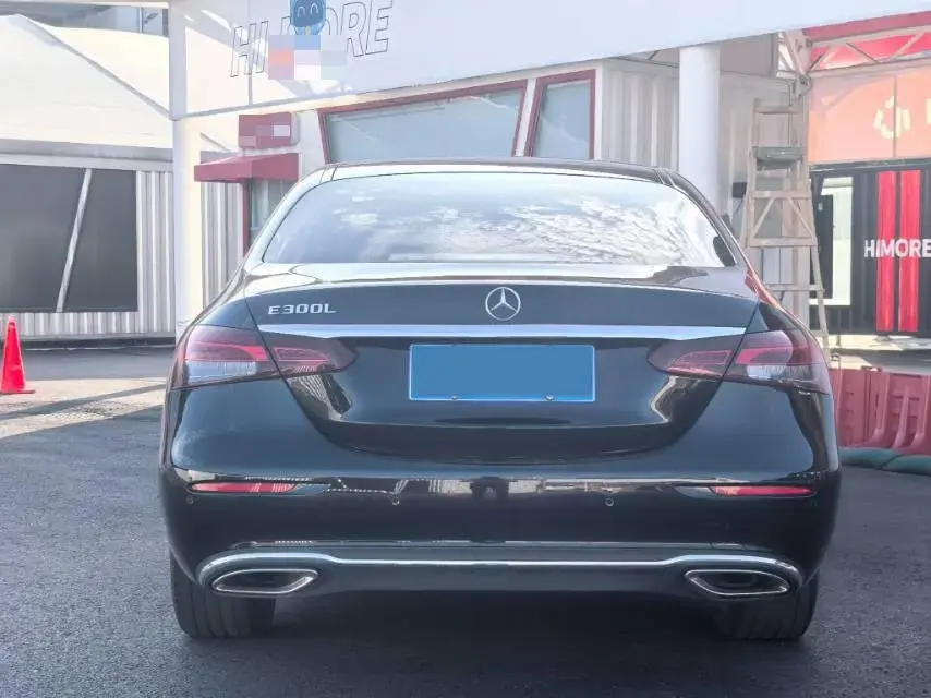 2021 MERCEDES-BENZ E thumbnail 3