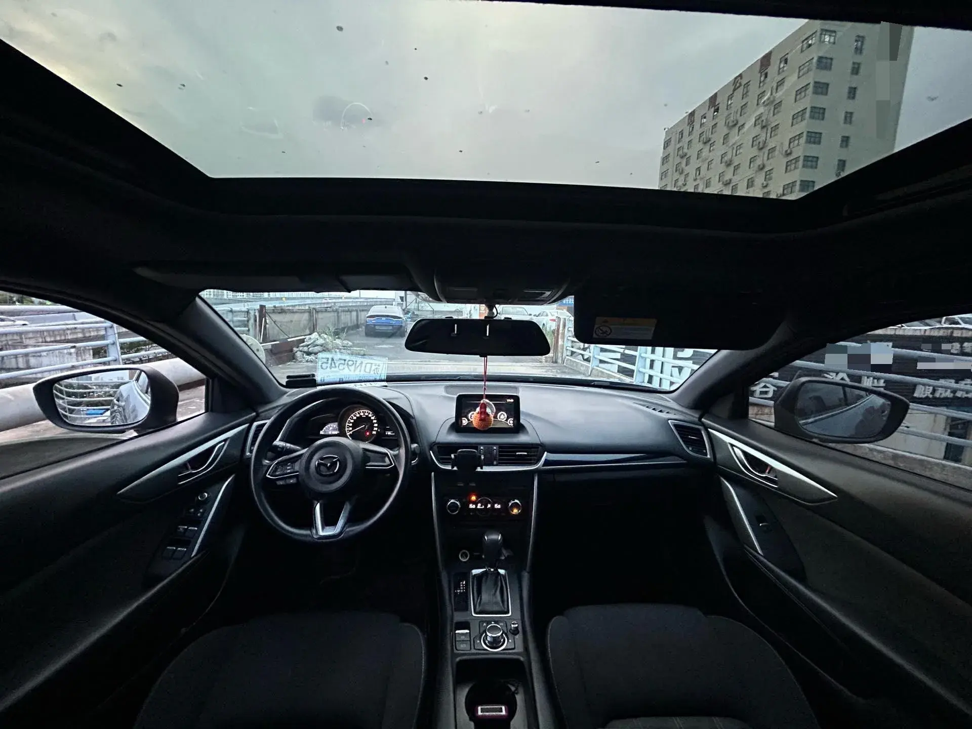 2016 MAZDA CX-4 thumbnail 4