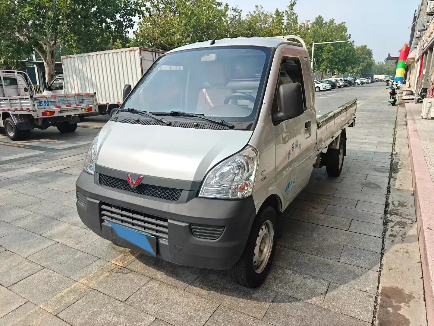 2021 WULING RONGGUANG view 1