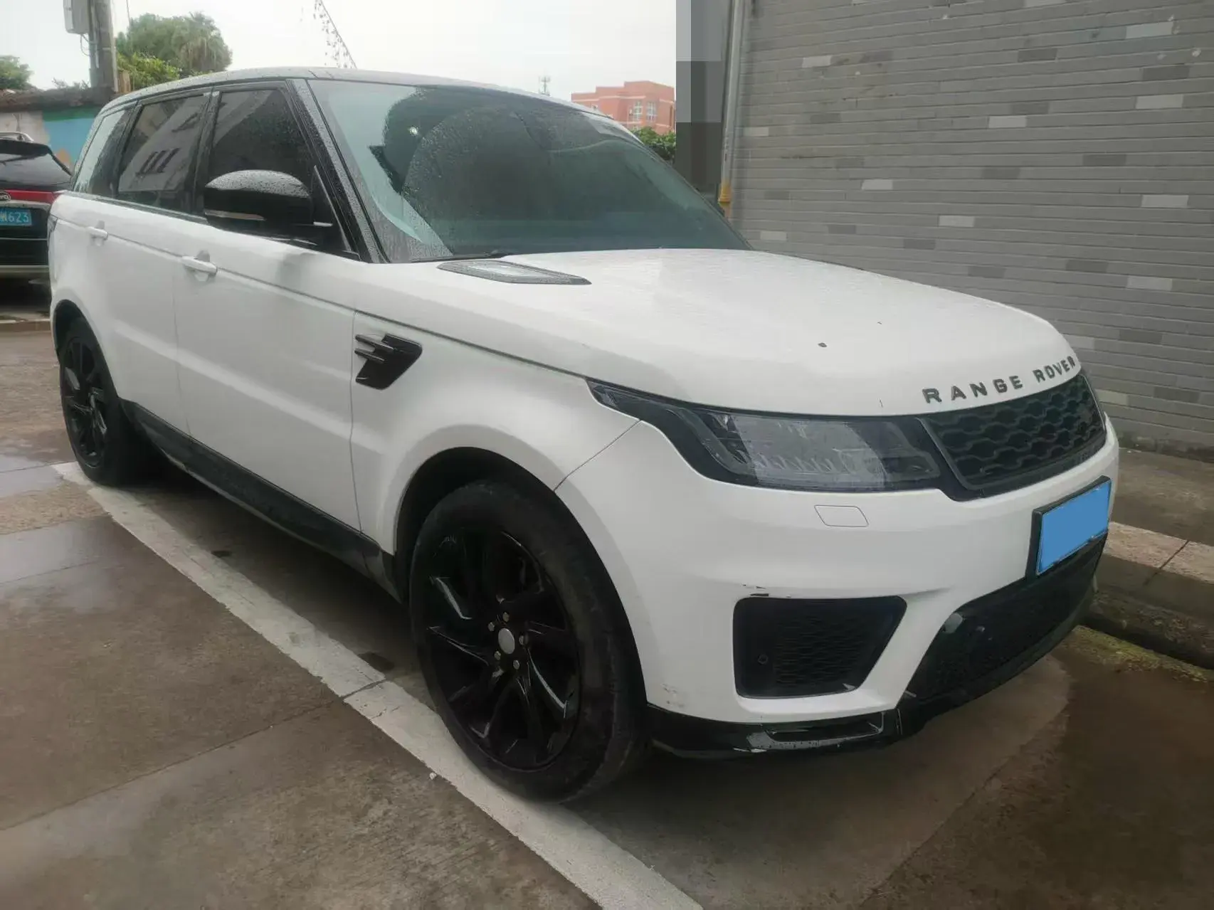 2018 LAND ROVER thumbnail 3