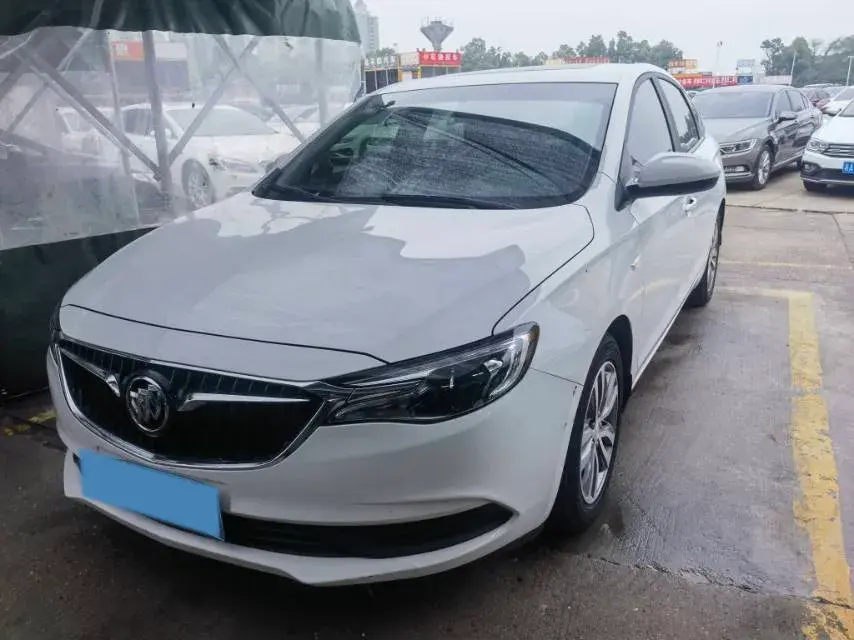 2021 BUICK EXCELLE view 1