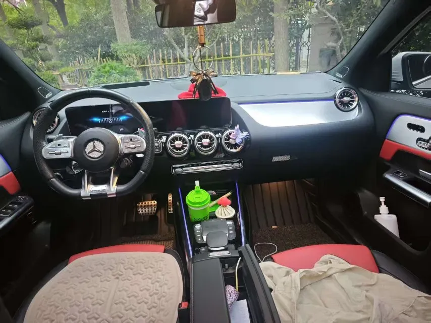 2021 Mercedes-Benz GLA AMG 2.0T 306HP L4 8DCT,autocango,china used car exporter,china ev exporter,chinese used car exporter,chinese used ev exporter