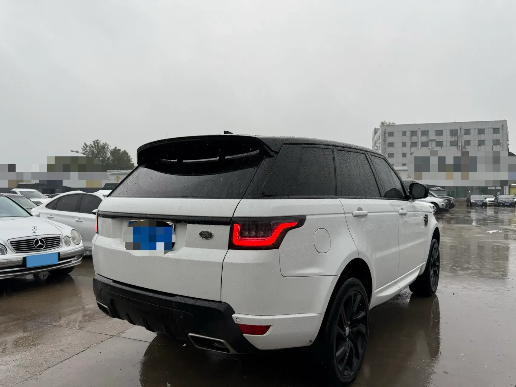 2018 LAND ROVER thumbnail 4