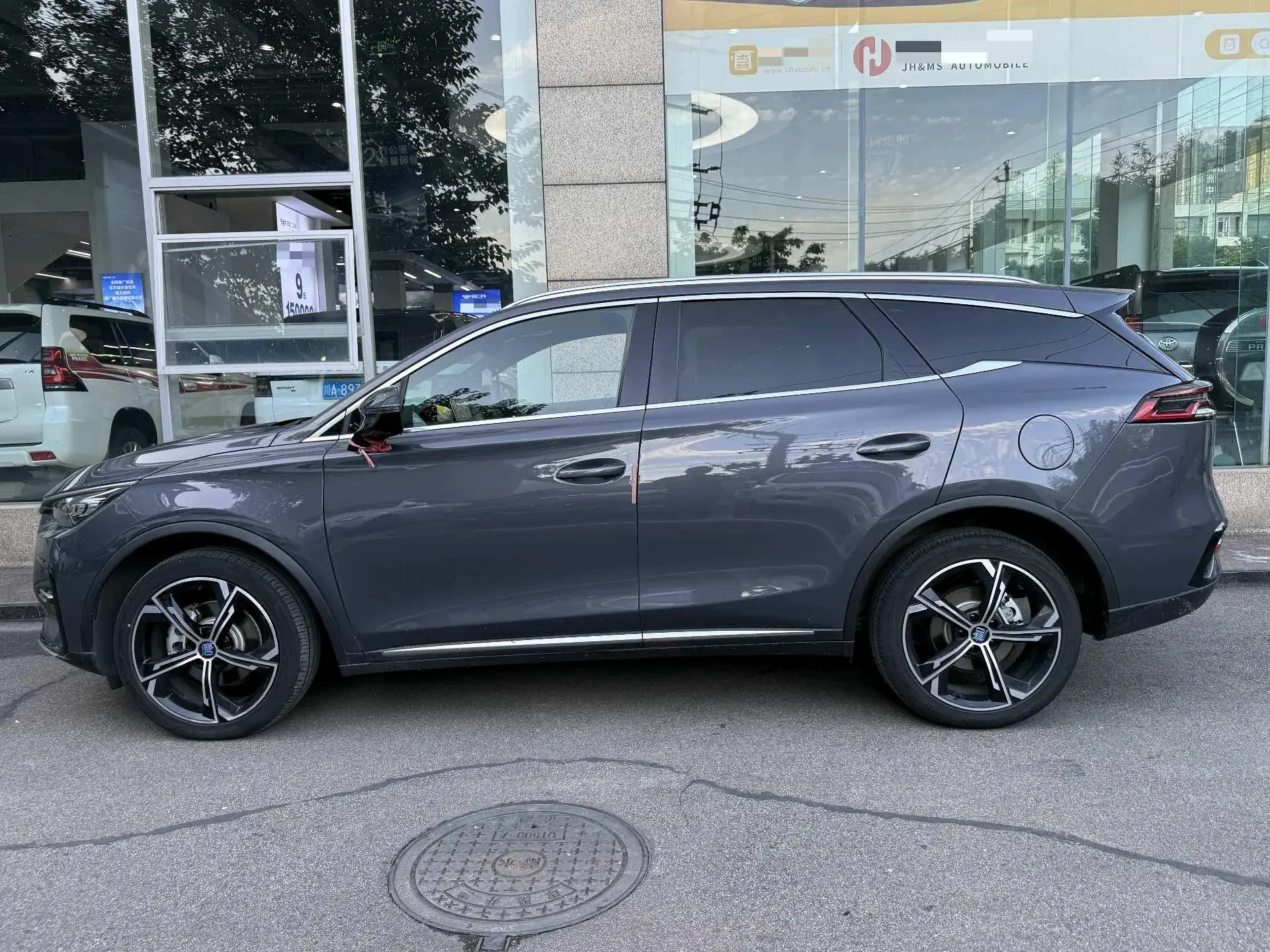 2021 BYD TANG thumbnail 3