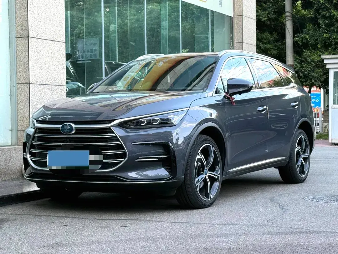 2021 BYD TANG view 1