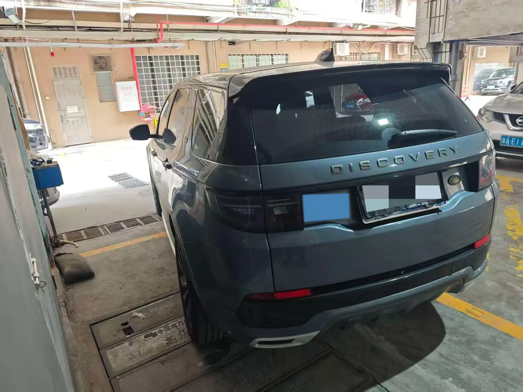 2020 LAND ROVER thumbnail 2