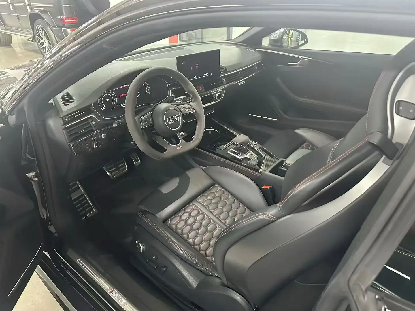 2022 AUDI RS thumbnail 3