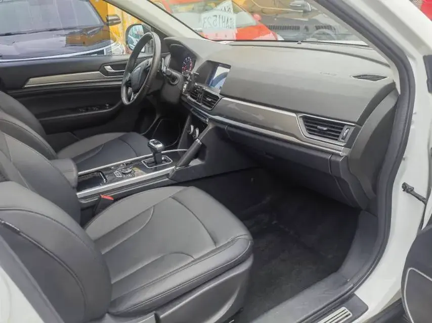 2018 HAVAL H6 thumbnail 4