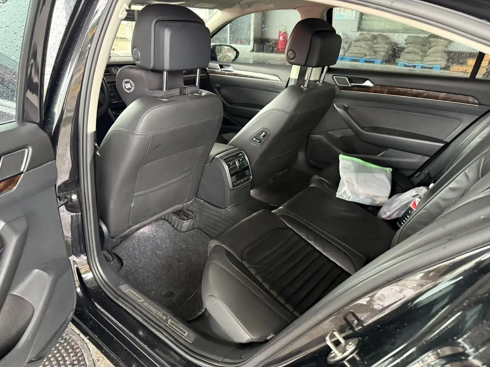 2018 VOLKSWAGEN MAGOTAN thumbnail 3