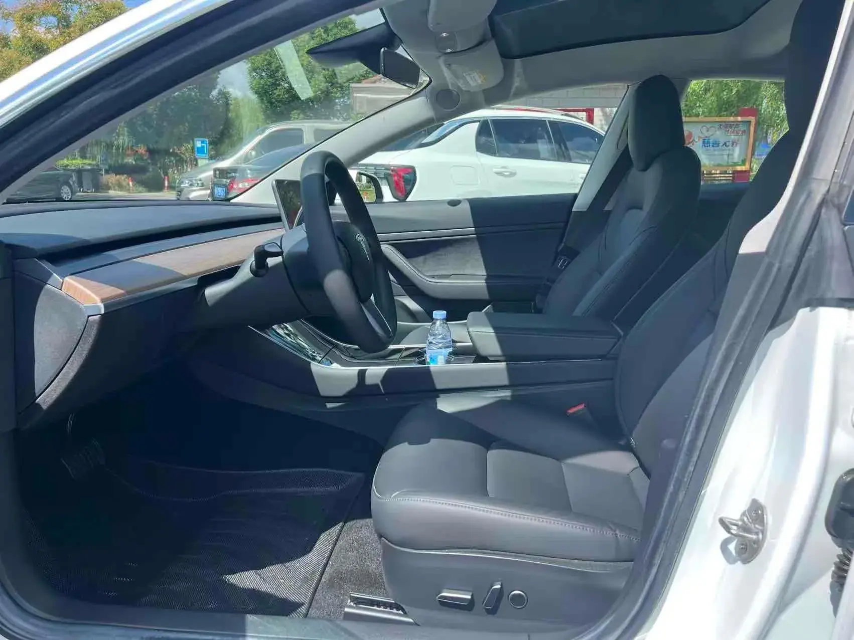 2020 TESLA MODEL thumbnail 2