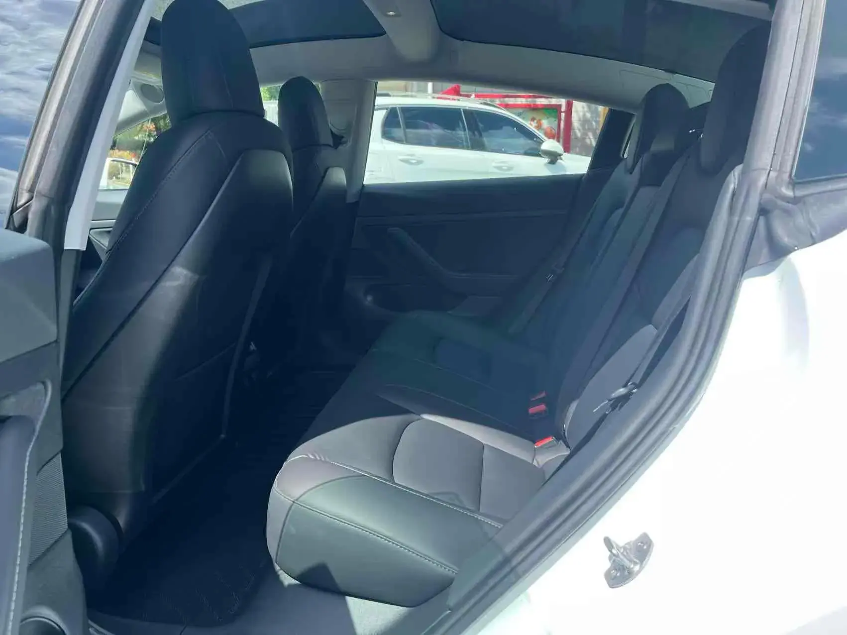 2020 TESLA MODEL thumbnail 3