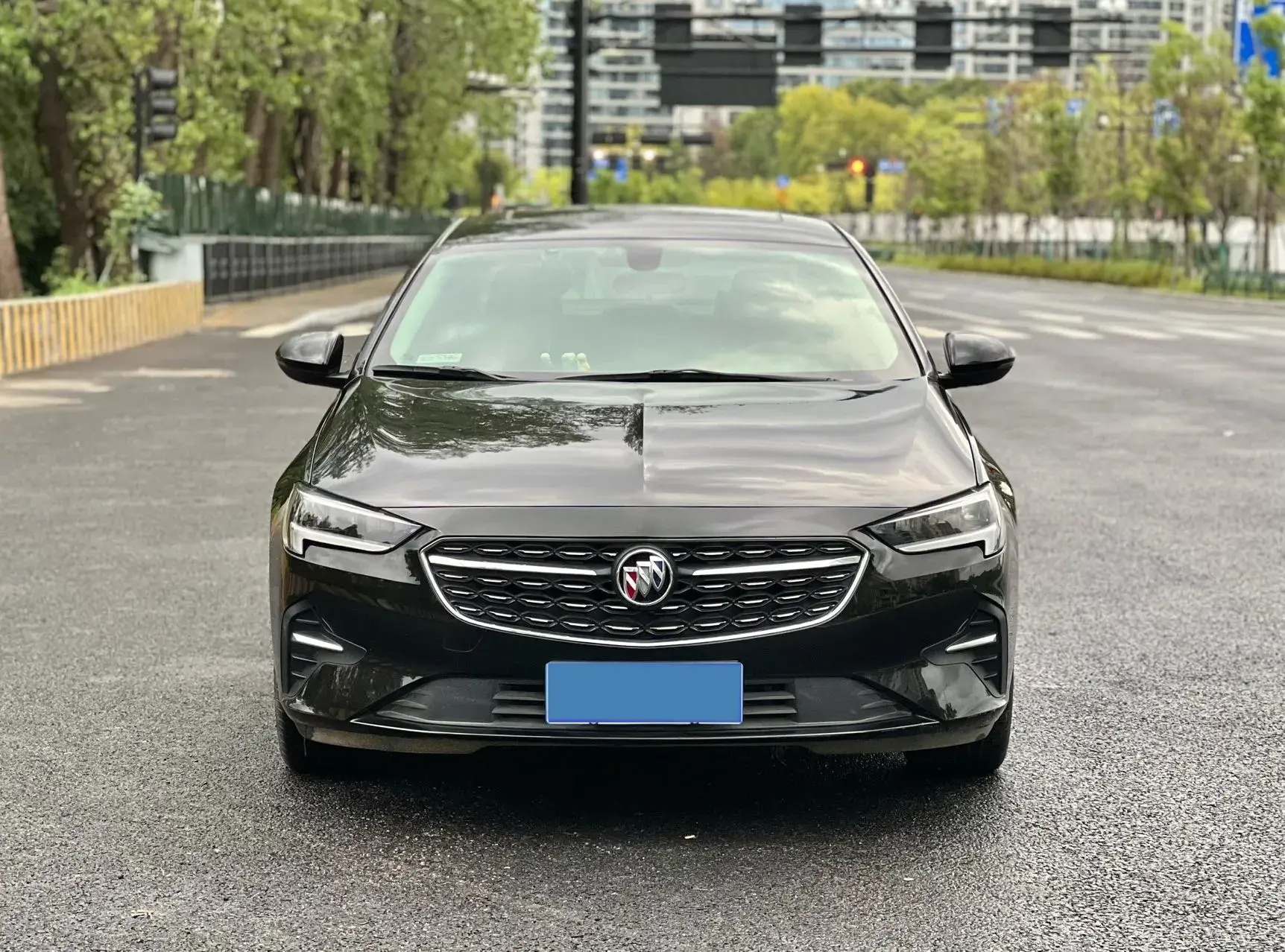 2020 BUICK REGAL thumbnail 2