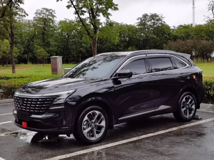 2025 ChangAn CS75 Plus 1.5T 192HP L4 8AT