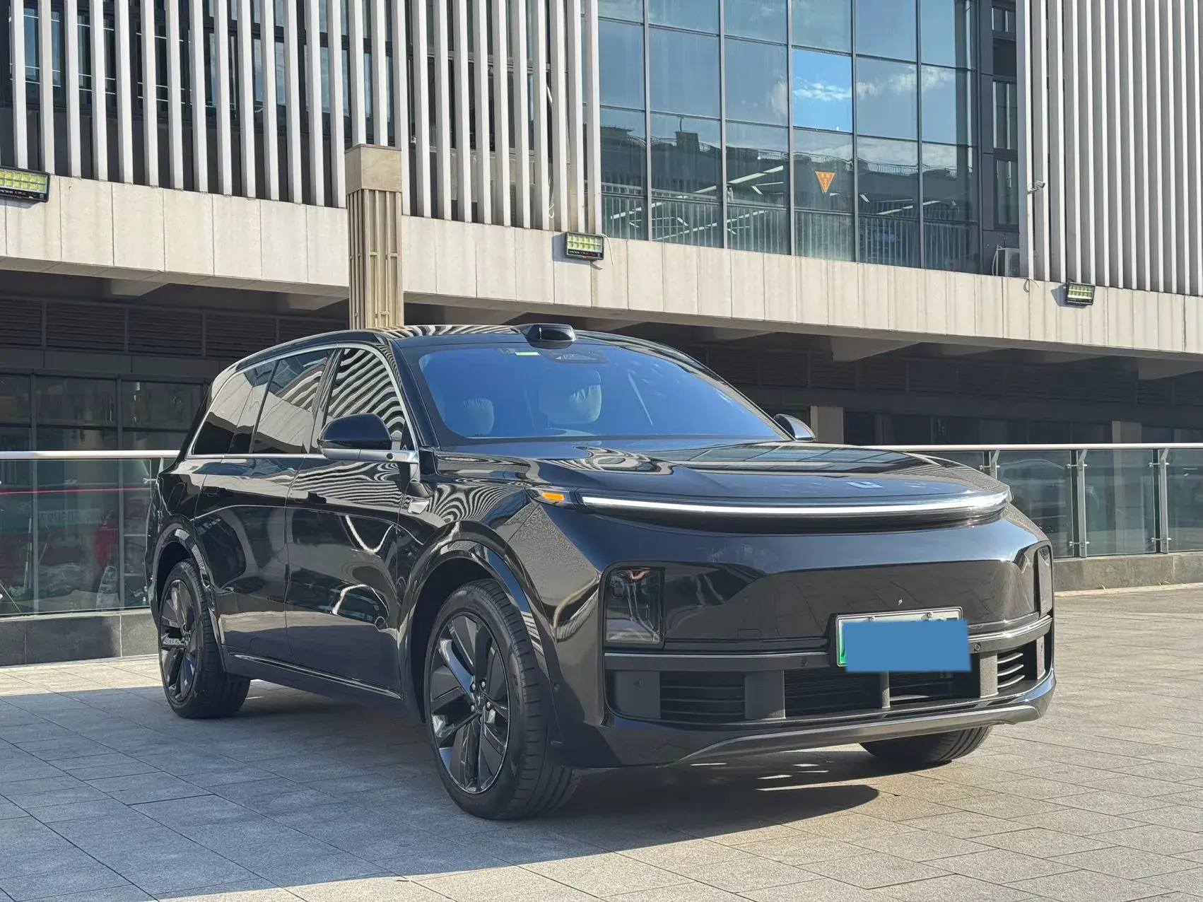 2022 LI L9 thumbnail 3